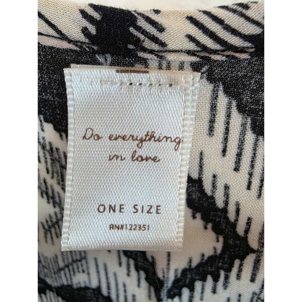 Do Everything In Love Kimono Wrap Black White Geometric Ikat Tassel Trim OS - Picture 3 of 6